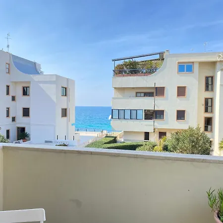 Mare Fuori Apartment *