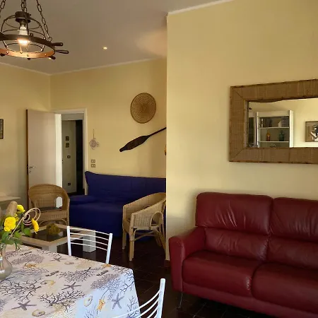 Mare Fuori Apartment
