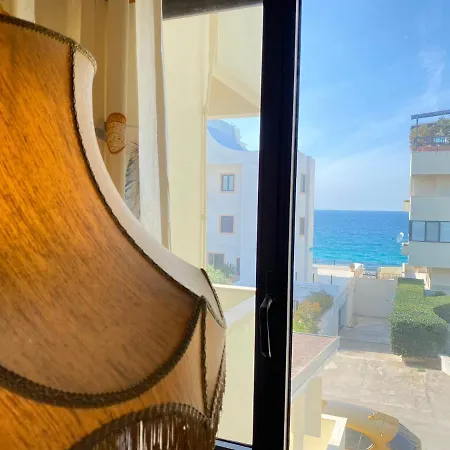 Mare Fuori Apartment *